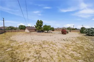 18405 Owatonna, Apple Valley, CA 92307 - Photo 31