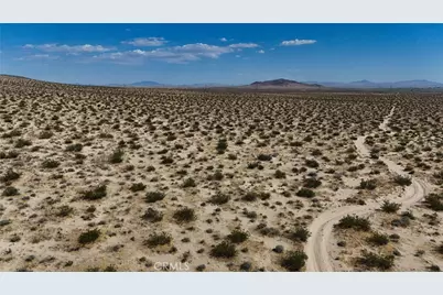 736 Fossil Bed (Near) Road, Hinkley, CA 92347 - Photo 11
