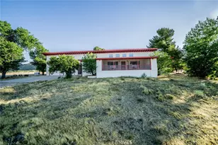 6474 Macapa, Phelan, CA 92371 - Photo 3