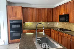 15058 Zircon, Victorville, CA 92394 - Photo 5