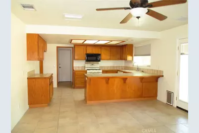 15412 Myalon Road, Apple Valley, CA 92307 - Photo 13