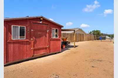 11110 Saratoga Road, Apple Valley, CA 92308 - Photo 31