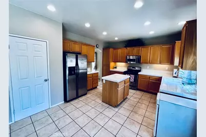 12431 Blazing Star Lane, Victorville, CA 92392 - Photo 15