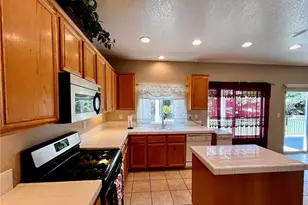 12431 Blazing Star Ln, Victorville, CA 92392 - Photo 15