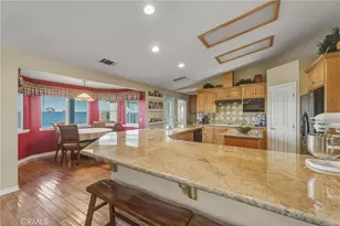 11526 Prairie, Oak Hills, CA 92344 - Photo 21