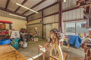 11526 Prairie, Oak Hills, CA 92344 - Photo 61