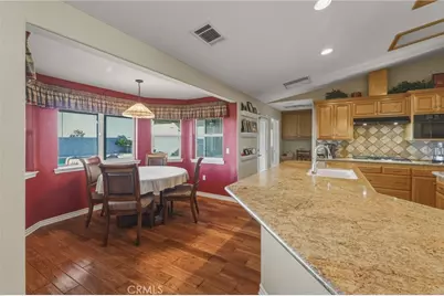 11526 Prairie, Oak Hills, CA 92344 - Photo 13