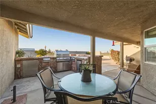 11526 Prairie, Oak Hills, CA 92344 - Photo 41