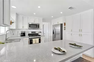22672 El Centro Rd, Apple Valley, CA 92307 - Photo 5