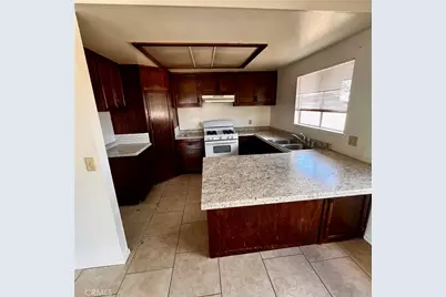 15375 Cheyenne Road, Apple Valley, CA 92307 - Photo 7