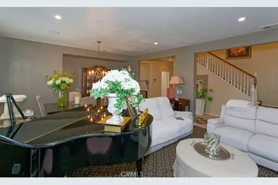 14911 Sunset Gardens Court, Victorville, CA 92394 - Photo 7