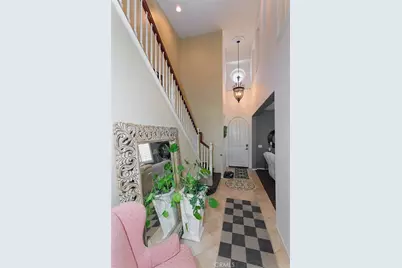 14911 Sunset Gardens Court, Victorville, CA 92394 - Photo 11
