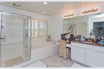 14911 Sunset Gardens Court, Victorville, CA 92394 - Photo 45