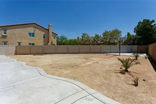 14911 Sunset Gardens Ct, Victorville, CA 92394 - Photo 57