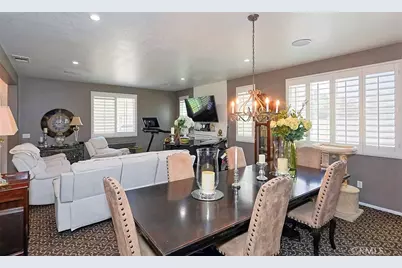 14911 Sunset Gardens Court, Victorville, CA 92394 - Photo 9