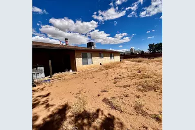 15590 Erie Road, Apple Valley, CA 92307 - Photo 17