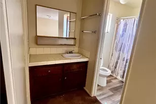 15590 Erie Rd, Apple Valley, CA 92307 - Photo 9
