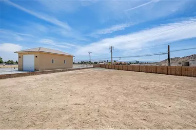 20721 Standing Rock, Apple Valley, CA 92307 - Photo 61