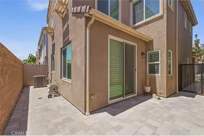 16049 Narni, Fontana, CA 92336 - Photo 33