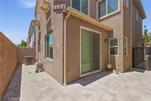 16049 Narni, Fontana, CA 92336 - Photo 33