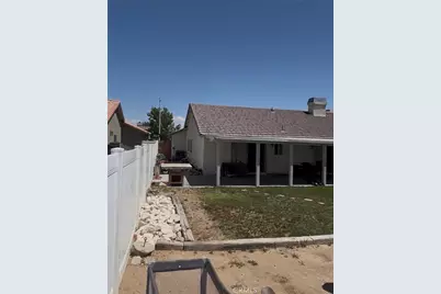 14181 Hillsborough Dr Drive, Victorville, CA 92392 - Photo 3