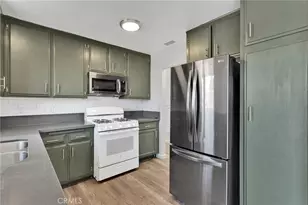 12696 Kiowa Rd, Apple Valley, CA 92308 - Photo 11
