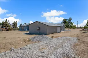 12736 Oasis, Pinon Hills, CA 92372 - Photo 31