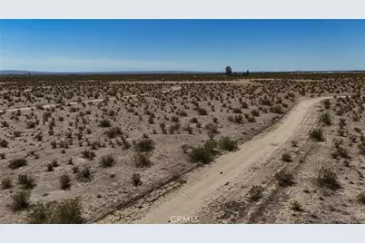 743 Evelyn Avenue, California City, CA 93505 - Photo 9