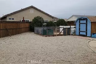 12418 Highgate Ave, Victorville, CA 92395 - Photo 5