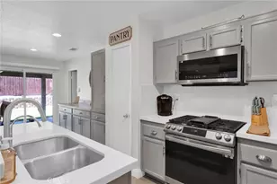 11953 Cove Ct, Adelanto, CA 92301 - Photo 9