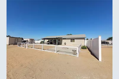 16649 Pauhaska Court, Apple Valley, CA 92307 - Photo 7