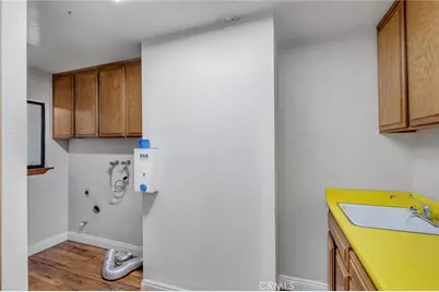 19585 Crest, Apple Valley, CA 92307 - Photo 21