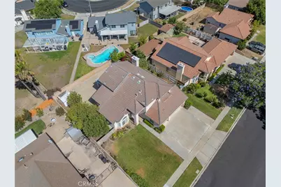 7600 Jacaranda Avenue, Fontana, CA 92336 - Photo 3