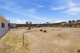 831 Las Amigas Dr, Barstow, CA 92311 - Photo 23