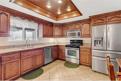 10373 Kern Avenue, Hesperia, CA 92345 - Photo 13