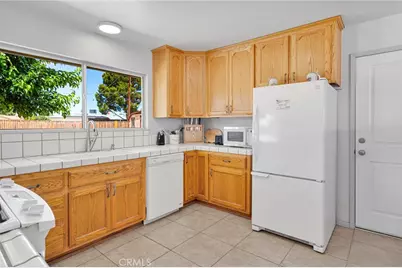 14204 Crow Road, Apple Valley, CA 92307 - Photo 15