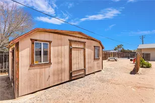 14204 Crow Rd, Apple Valley, CA 92307 - Photo 43