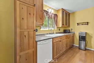 26241 Boulder Ln, Twin Peaks, CA 92391 - Photo 17