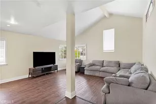 1087 Baseline Rd, La Verne, CA 91750 - Photo 9