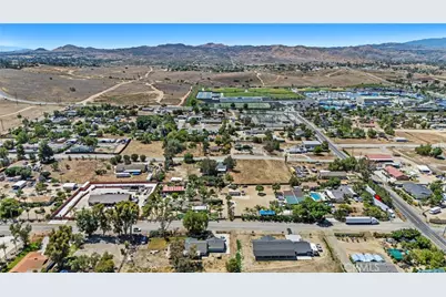 19345 Warren, Riverside, CA 92508 - Photo 61