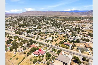 16810 Danbury, Hesperia, CA 92345 - Photo 35