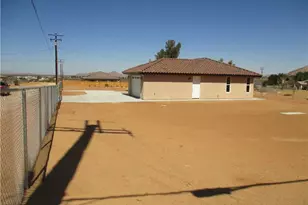 24980 Flint Rd, Apple Valley, CA 92307 - Photo 35