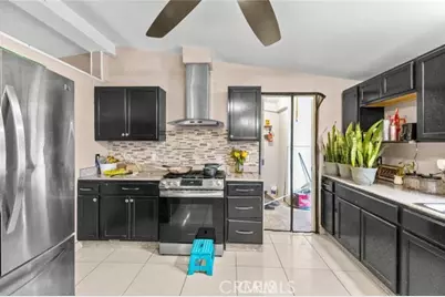 18967 Tawney, Adelanto, CA 92301 - Photo 9
