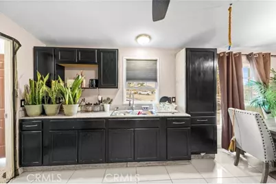 18967 Tawney, Adelanto, CA 92301 - Photo 11