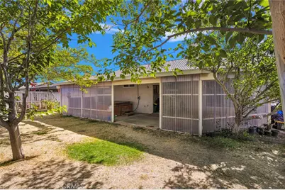 15449 Lassen, Adelanto, CA 92301 - Photo 29