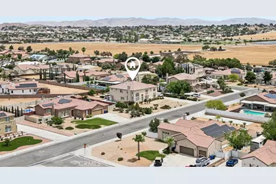 19216 Saguaro Way, Apple Valley, CA 92308 - Photo 37