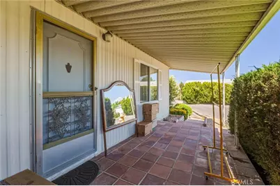20683 Waalew Road #B201, Apple Valley, CA 92307 - Photo 3