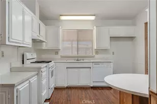 13866 Tam O Shanter Dr, Victorville, CA 92395 - Photo 11