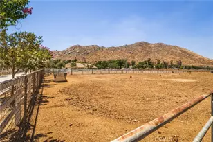 24155 Maze Stone Ct, Hemet, CA 92545 - Photo 59