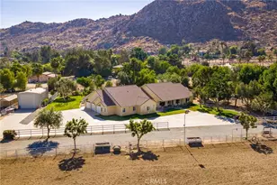 24155 Maze Stone Ct, Hemet, CA 92545 - Photo 61